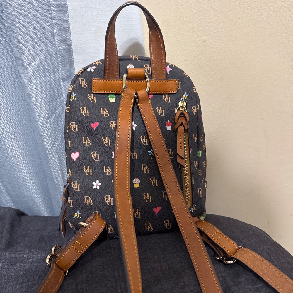 Small Dooney And Bourke Backpack - image 2